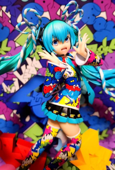 初音未来 MIKU EXPO 5周年纪念歌曲 / Lucky☆Orb: UTA X KASOKU