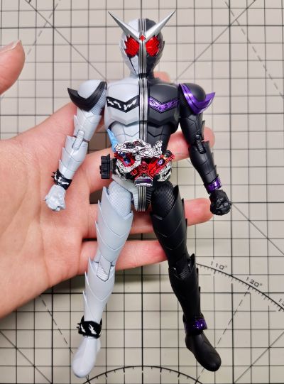 Figure-rise Standard 假面骑士双骑 假面骑士双骑 獠牙王牌形态