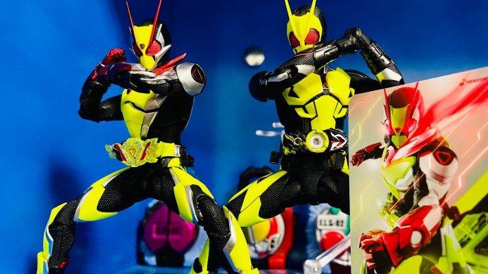 S.H.Figuarts  假面骑士零二（伊兹版）