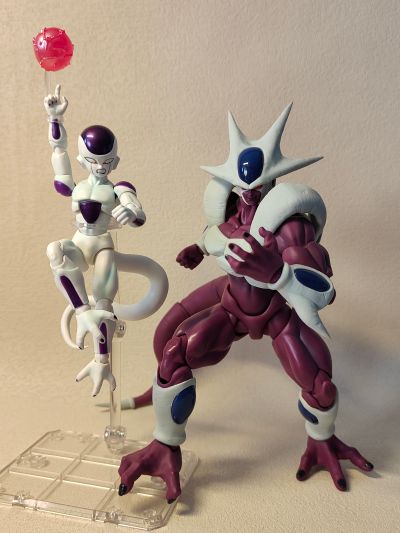 S.H.Figuarts  弗利萨 终极形态-复活