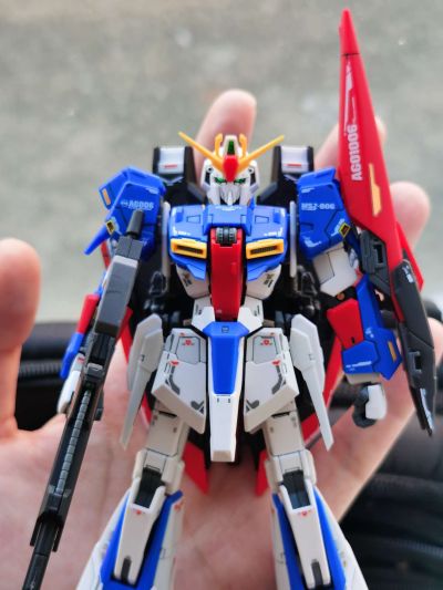 RG 1/144  Z高达