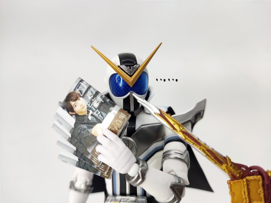 S.H.Figuarts  假面骑士佩剑 昆虫大百科