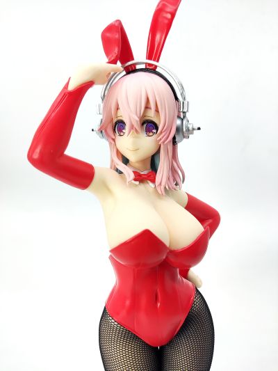 BiCute Bunnies 超级索尼子 红色兔女郎