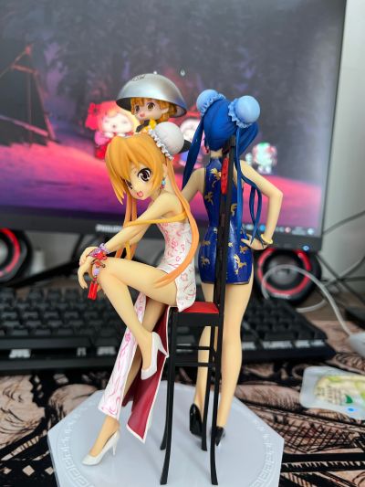 龙与虎  川岛亚美 旗袍