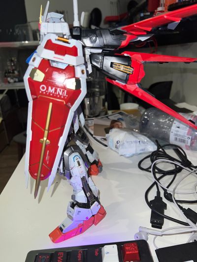 PG 机动战士高达SEED GAT-X105+AQM/E-YM1完美强袭高达