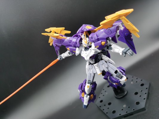 HG 1/144  亚斯克雷普欧斯高达