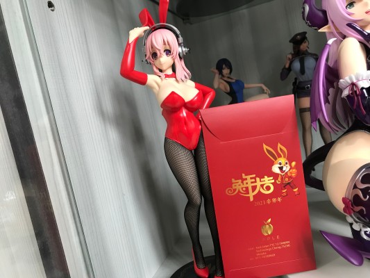 BiCute Bunnies玩具人偶 超级索尼子 红色兔女郎
