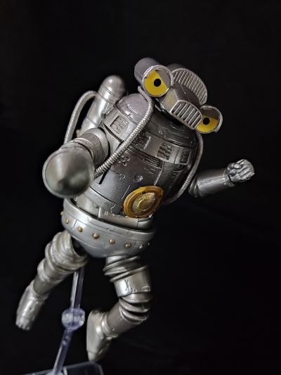 S.H.Figuarts 特利迦奥特曼 怪兽应对特殊空降机甲1号机改 宇宙赛文加