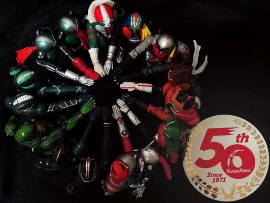 S.H.Figuarts(真骨雕制法) 假面骑士 假面骑士新1号 假面骑士50周年纪念版