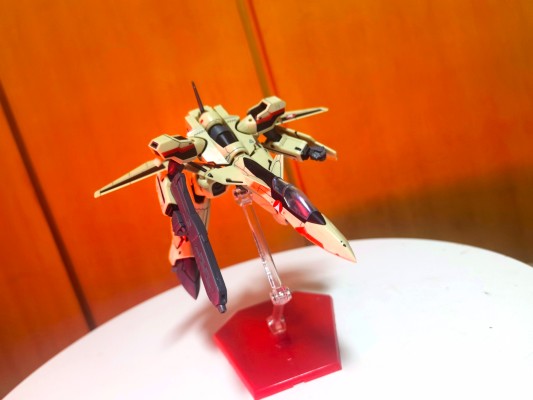 HG 超时空要塞PLUS YF-19