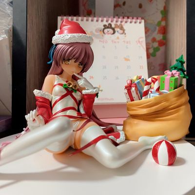 白色学校泳装圣诞装饰