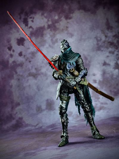 S.H.Figuarts 艾尔登法环 “烧灼指痕”维克