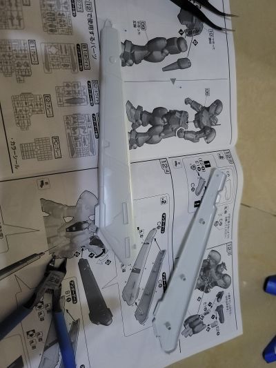 RE/100 机动战士高达 星辰的回忆 高达试作4号机 大丁草