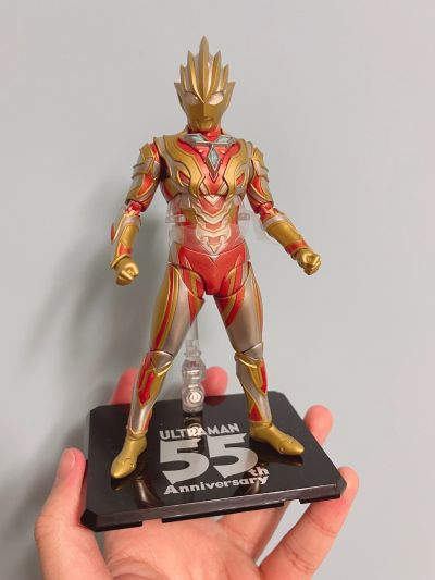 S.H.Figuarts  特利迦奥特曼 永恒闪耀特利迦