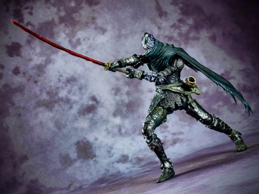 S.H.Figuarts 艾尔登法环 “烧灼指痕”维克