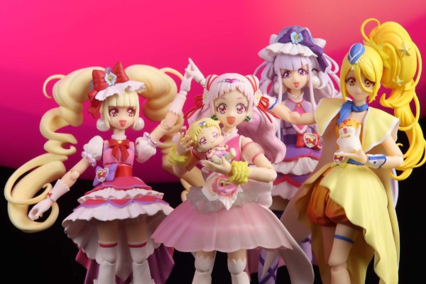 S.H.Figuarts 	拥抱！光之美少女 抱抱碳&露露·艾莫尔