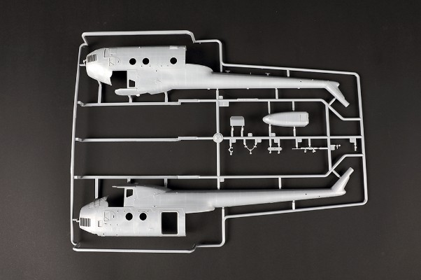 编号：05817 1/48 军用飞机系列 俄罗斯 米-4A“猎犬”直升机