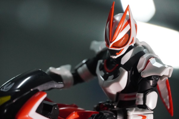 S.H.Figuarts  假面骑士极狐 马格南推进器形态
