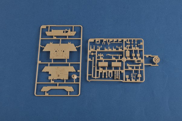 编号:84554 1/35 装甲车辆系列 德“黑豹”坦克抢修车G型(后期型)