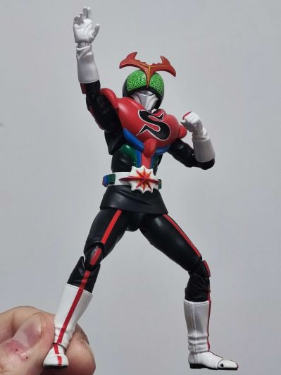 S.H.Figuarts  假面骑士强人+甲律摩托（暂译）
