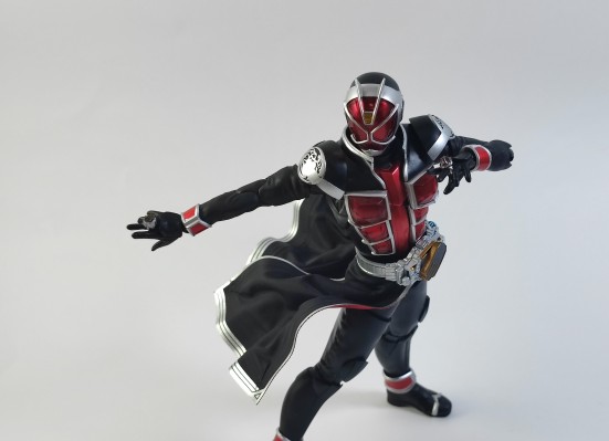 S.H.Figuarts(真骨雕制法)   假面骑士巫骑 假面骑士巫骑 火焰形态 10周年纪念版