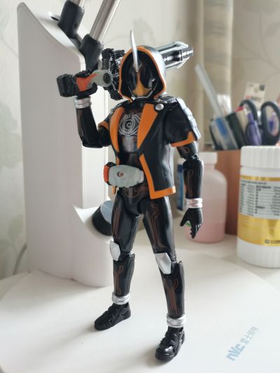 S.H.Figuarts 假面骑士铠武 橙子武装 -20假面骑士踢/平成二十骑士纪念版-