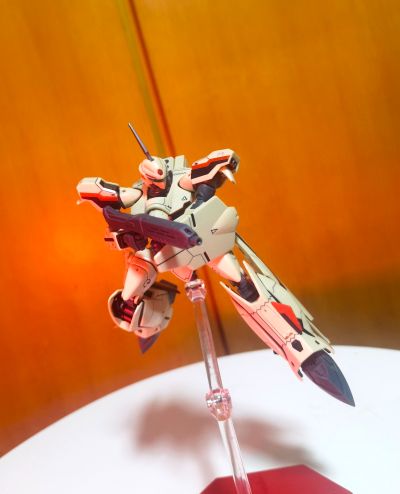 HG 超时空要塞PLUS YF-19