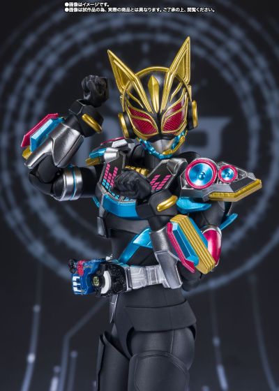 S.H.Figuarts   假面骑士娜猫 节拍形态