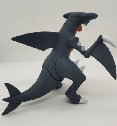 宝可梦拼装模型收藏 48 特选系列 烈咬陆鲨 ​​​​