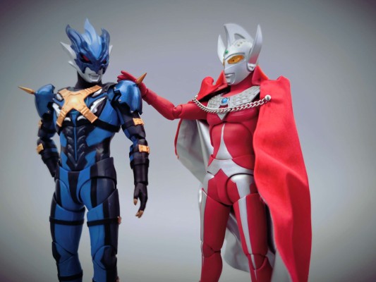S.H.Figuarts 泰迦奥特曼 托雷基亚奥特曼