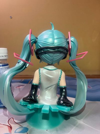 TAITO赏 初音未来39纪念日抽奖活动 终极快乐奖 初音未来胸像 终极快乐奖配色（原画师：藤原）