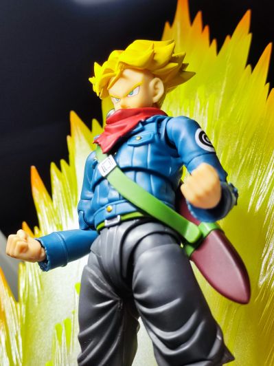 S.H.Figuarts 龙珠：异战 特兰克斯