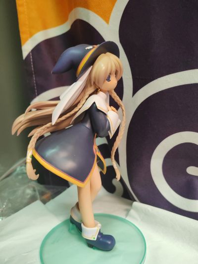 魔女娘 埃蕾内・西尔瓦娜