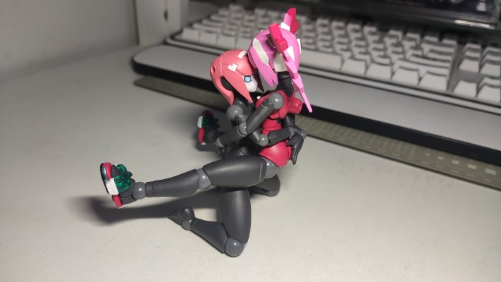 Polynian 机械新人类 Montagne / Motoroid Mare