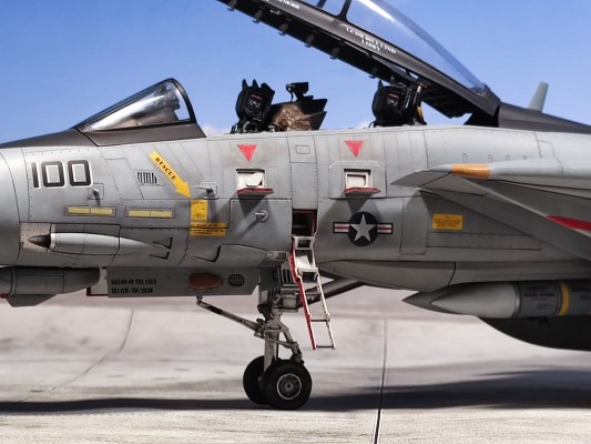 03203 F-14D 超级雄猫 可变翼战斗机