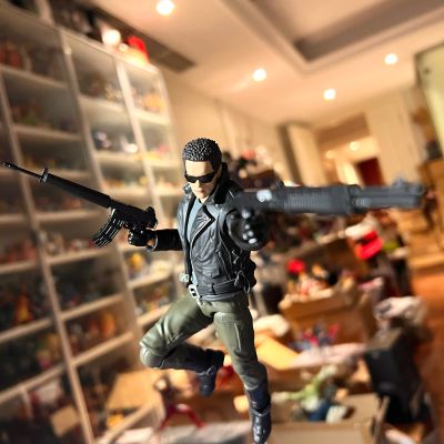 MAFEX 编号176 终结者(1984) T-800