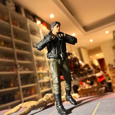 MAFEX 编号176 终结者(1984) T-800