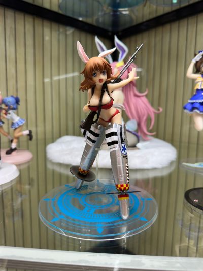 强袭魔女 シャーロット・E・イェーガー（シャーリー） 