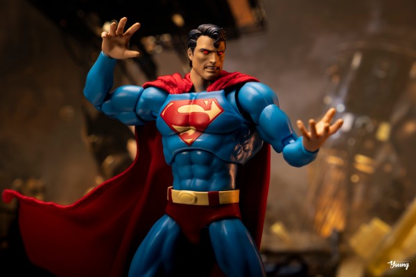 MAFEX Superman 超人 缄默 Ver.