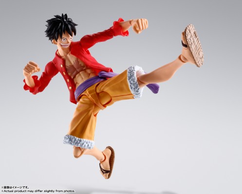 S.H.Figuarts   蒙奇·D·路飞 -讨伐鬼之岛-