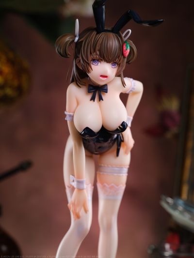 美山秋子 兔女郎 STD