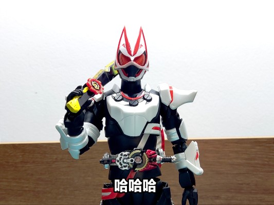 S.H.Figuarts 咚桃太郎