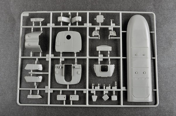 编号：05815 1/48 军用飞机系列 米-8“河马”直升机