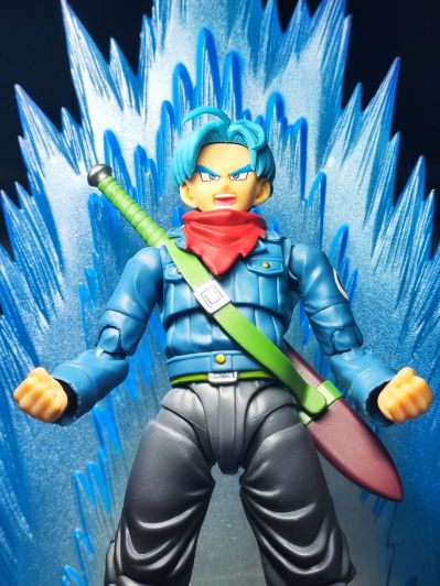S.H.Figuarts 龙珠：异战 特兰克斯