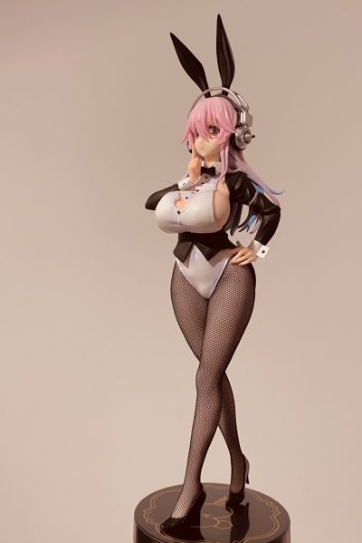 BiCute Bunnies玩具人偶 -超级索尼子 新装兔女郎-