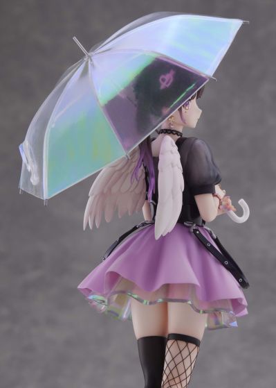 打开雨伞 收起翅膀 心羽