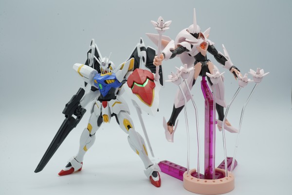 HG  机动战士高达AGE 雷吉鲁斯高达