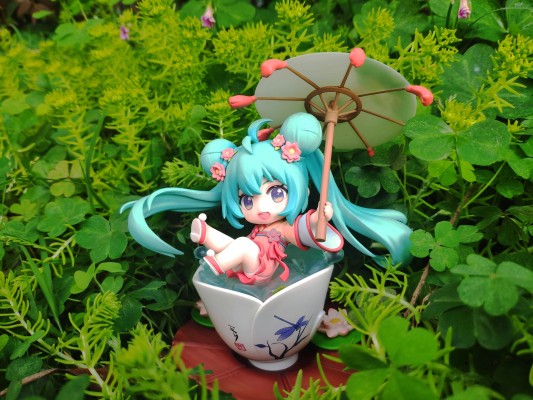 初音未来 荷塘嬉戏