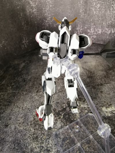 HG 1/144 机动战士高达 铁血的奥尔芬斯 ASW-G-08 巴巴托斯高达