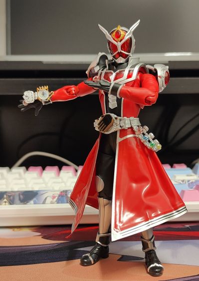 S.H.Figuarts(真骨雕制法) 假面骑士巫骑 假面骑士巫骑 火焰魔龙 / 万象魔龙